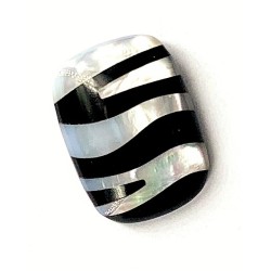 MOTHER OF PEARL ONYX