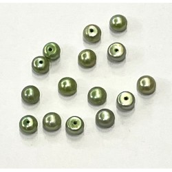 FRESH WATER BUTTON PEARLS