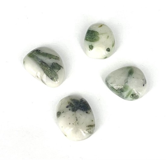 GREEN TOURMALINATED QUARTZ