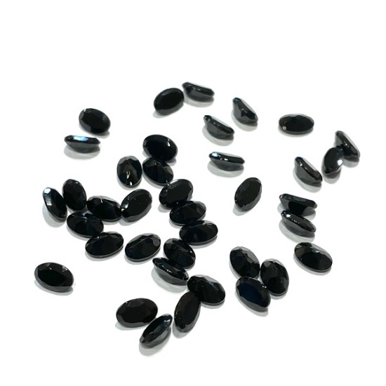 BLACK SPINEL