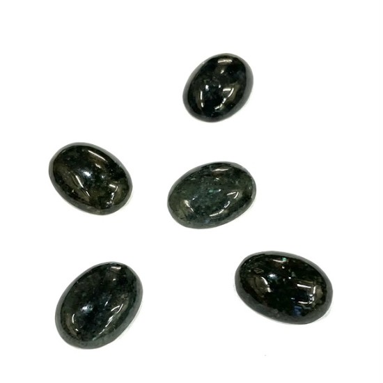 BLACK LABRABORITE CABS