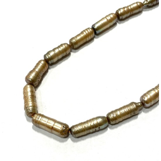 COLOURED FRESH WATER PEARLS