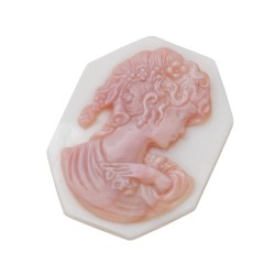 CAMEO MOTHER OF PEARL