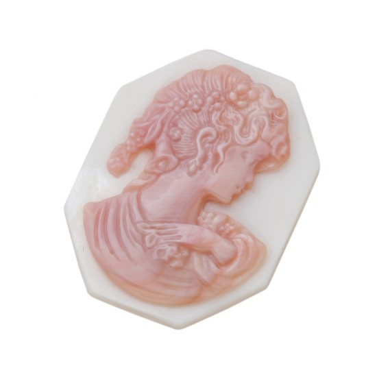 CAMEO MOTHER OF PEARL