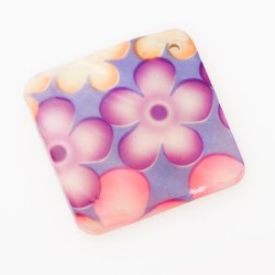 MOTHER OF PEARL DRAWN PENDANT