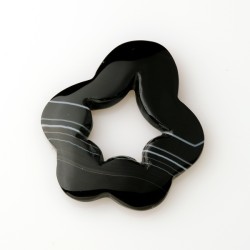 BLACK AGATE WHIT LINE FLOWER