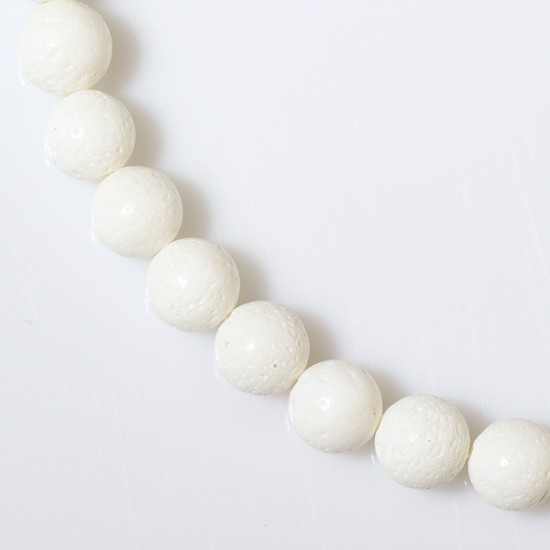 WHITE SPONGE CORAL ROUND BEADS