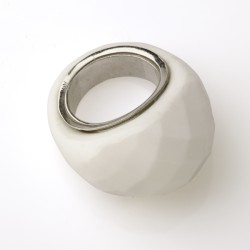 WHITE AGATE FACETED RING